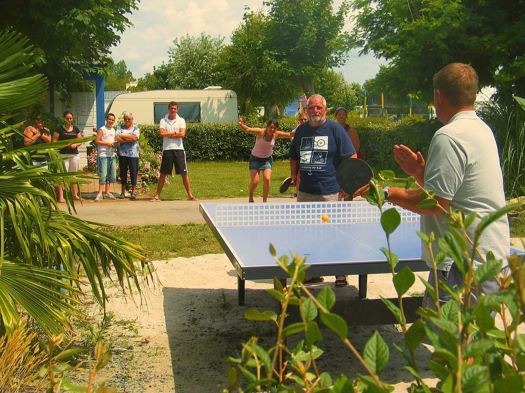 Hotel Camping Les Genets Penmarcʼh Exterior foto