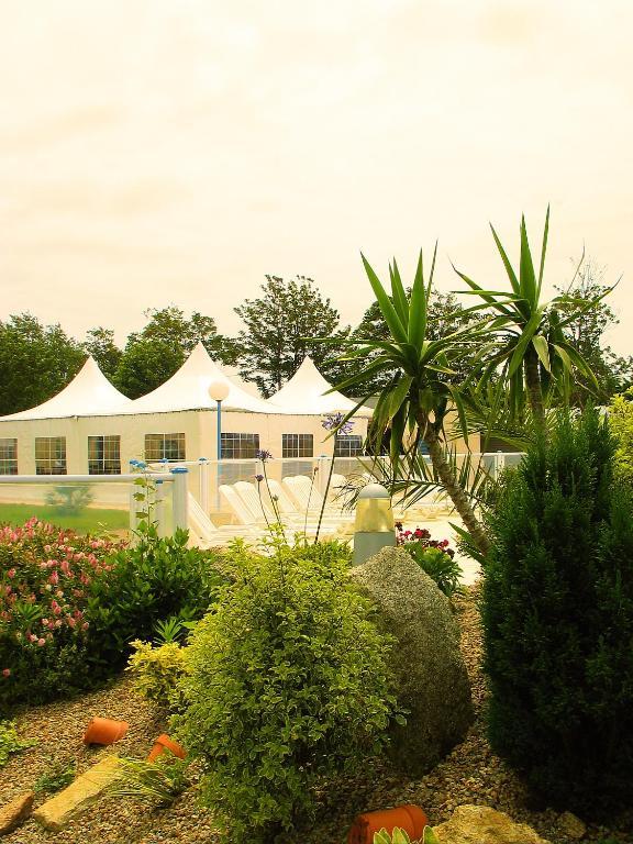 Hotel Camping Les Genets Penmarcʼh Exterior foto