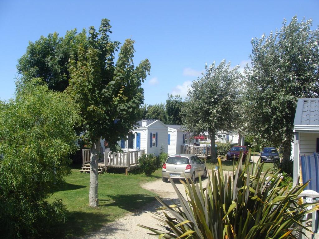 Hotel Camping Les Genets Penmarcʼh Exterior foto